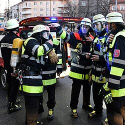 Leopoldstraße: Kellerbrand sorgt für Großeinsatz